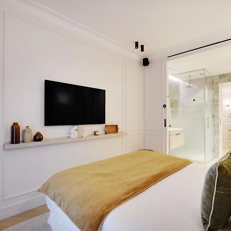 Pick A Flat - Champs Elysées Serviced Apartments Parigi Esterno foto