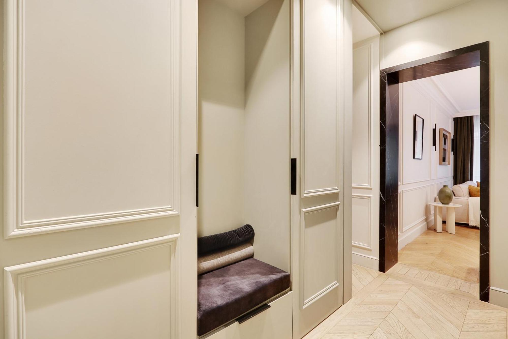 Pick A Flat - Champs Elysées Serviced Apartments Parigi Esterno foto