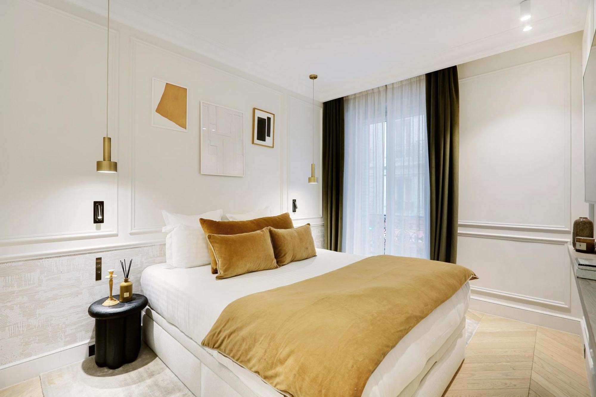 Pick A Flat - Champs Elysées Serviced Apartments Parigi Esterno foto