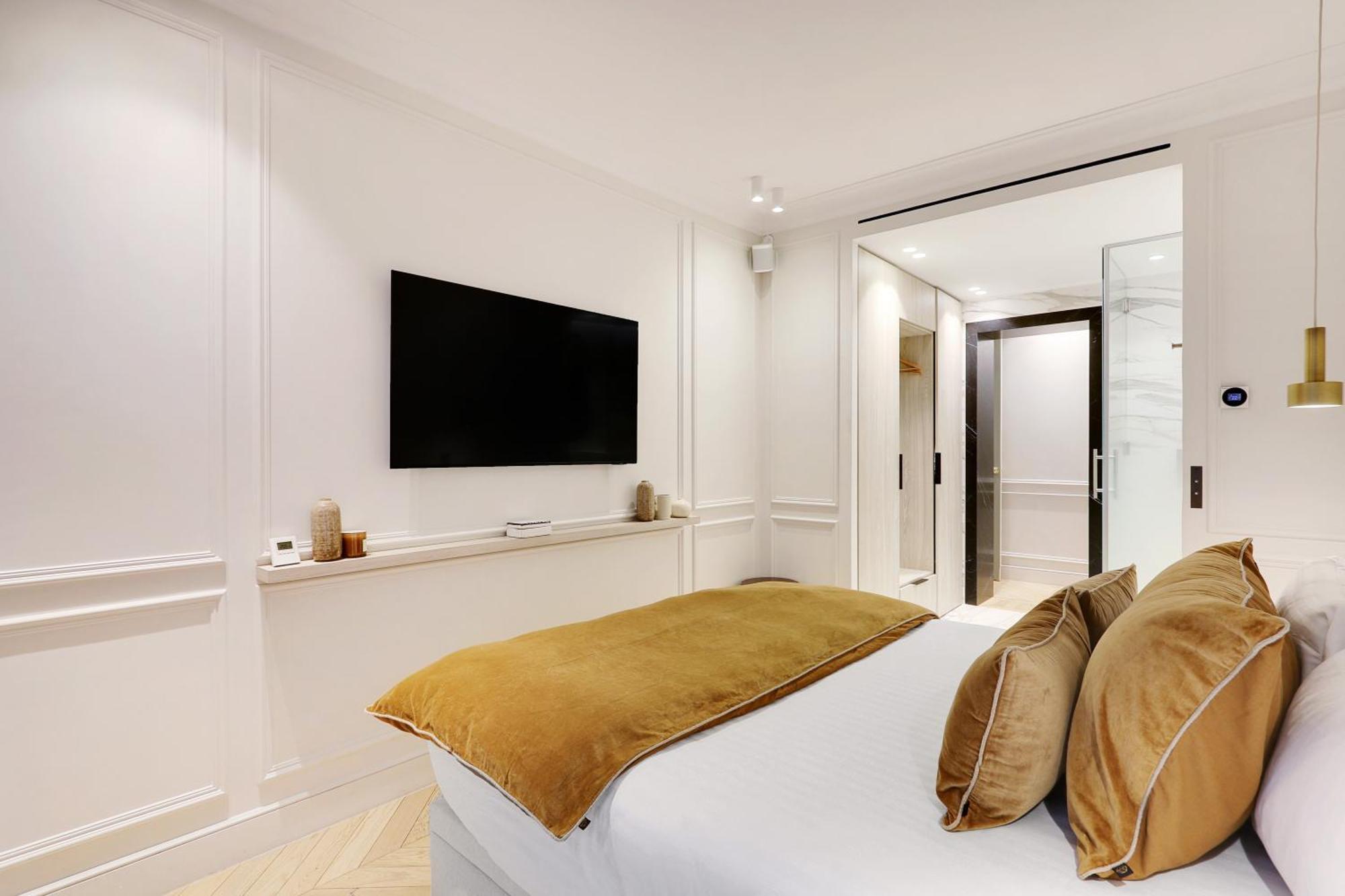 Pick A Flat - Champs Elysées Serviced Apartments Parigi Esterno foto