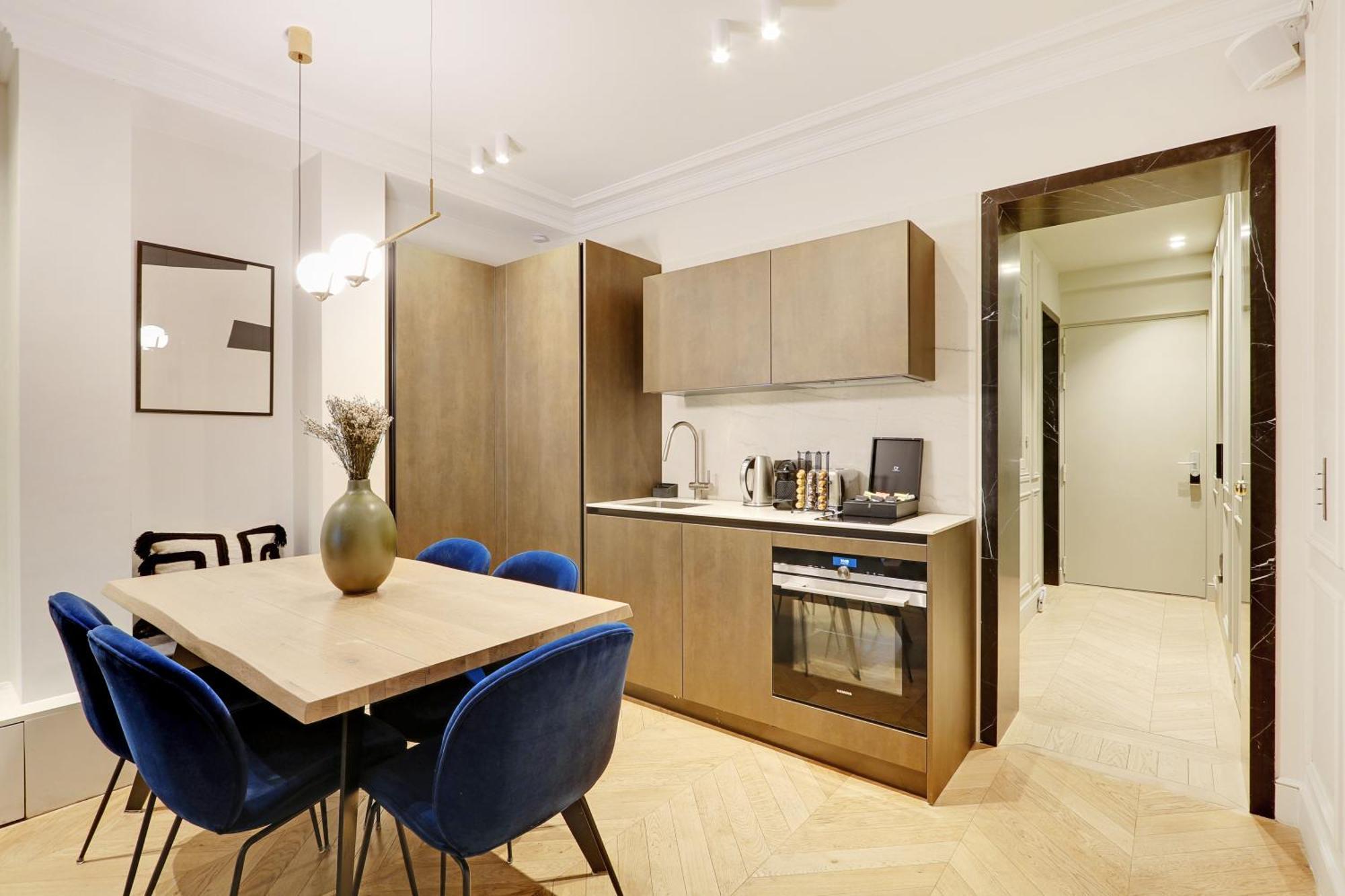 Pick A Flat - Champs Elysées Serviced Apartments Parigi Esterno foto