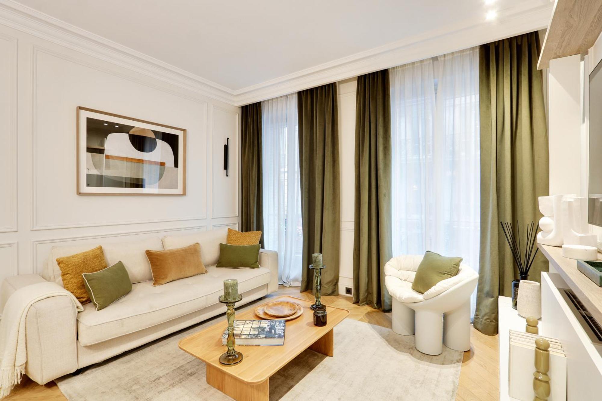 Pick A Flat - Champs Elysées Serviced Apartments Parigi Esterno foto