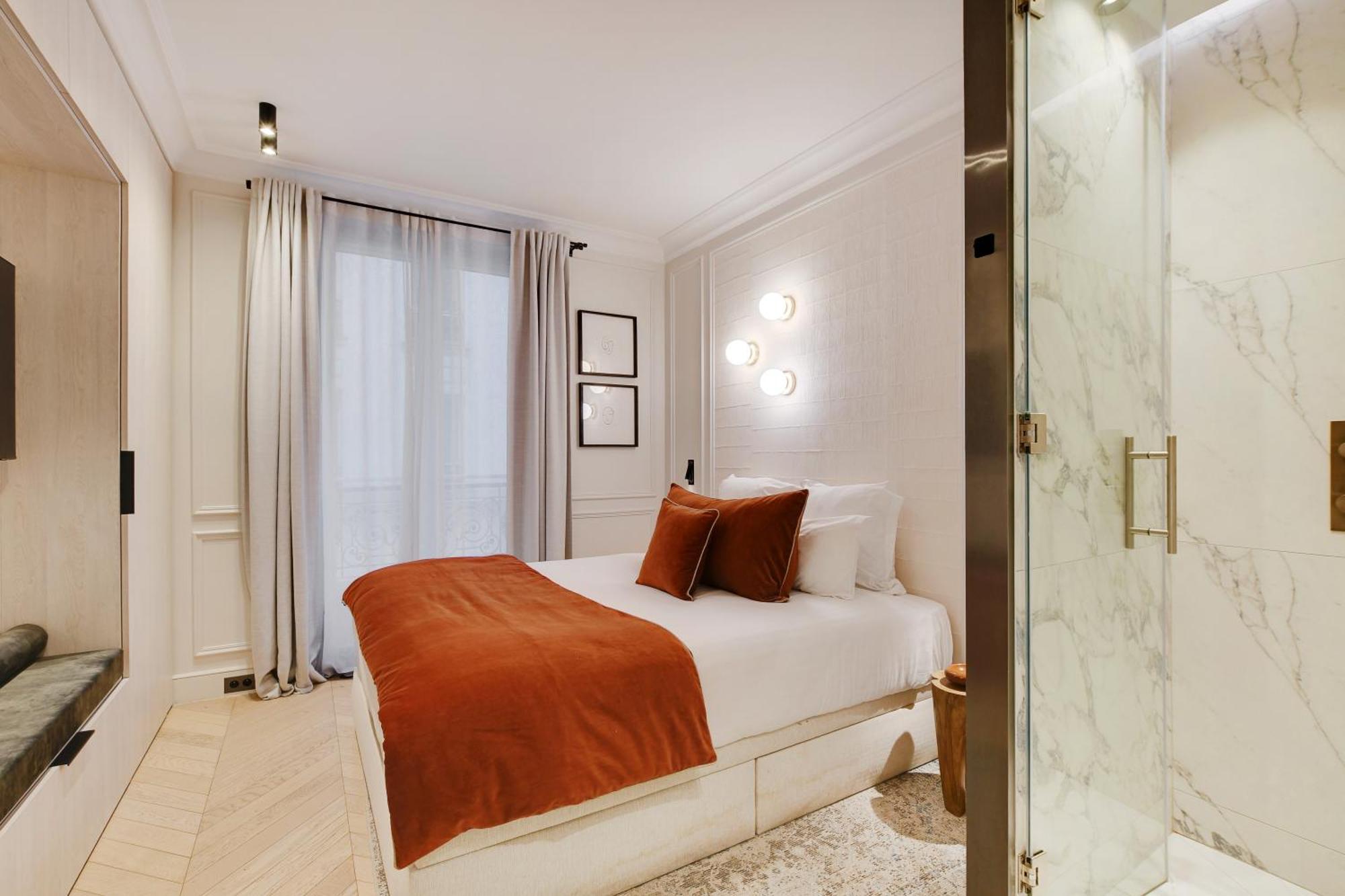 Pick A Flat - Champs Elysées Serviced Apartments Parigi Esterno foto